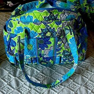 Vera Bradley weekender bag 16” wide, 6” deep, 11.5” height in Daisy Doodle